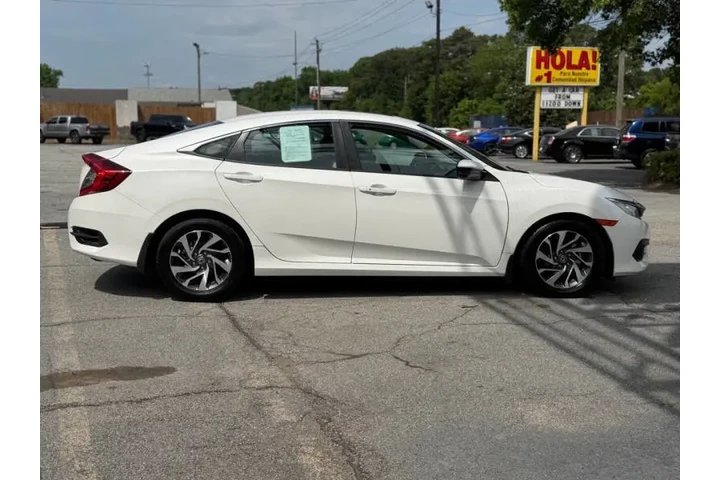 2016 Civic EX image 8