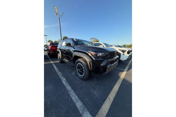 $53999 : 4RUNNER HYBRID TRD OFF ROAD PR image 9