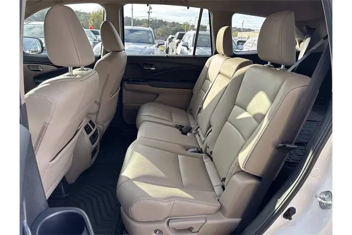 $28550 : Honda Pilot 2021 Touring 4dr image 7