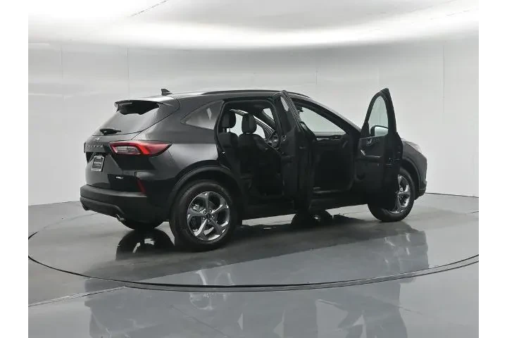 $26200 : Ford Escape 2025 AWD ST-Line image 5