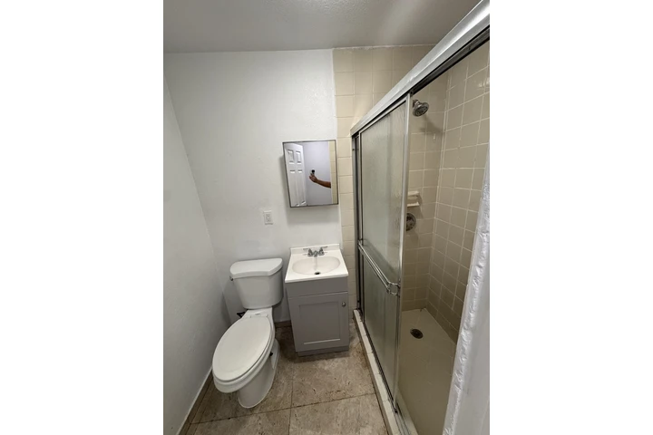 $1100 : Renta de Studio image 3