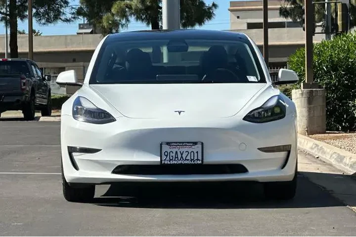 $26500 : Tesla Model 3 2023 4dr Sedan image 10