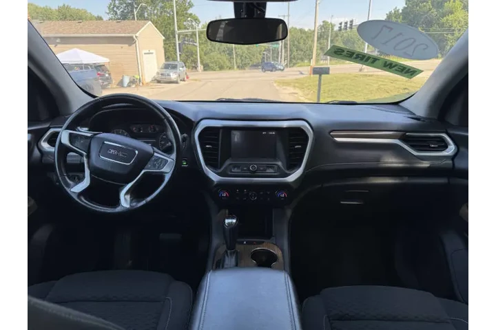 $9999 : 2017 GMC Acadia SLE-1 image 9