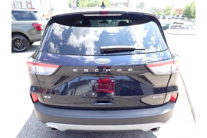 $22599 : Ford Escape 2021 AWD SE 4dr image 4