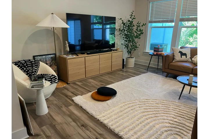 Jackelyns Cleaning Service image 4