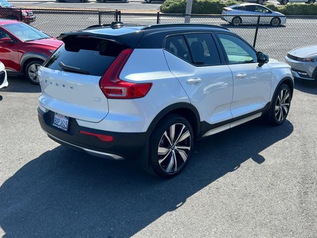 $26700 : Used 2021 XC40 Recharge P8 eA image 7