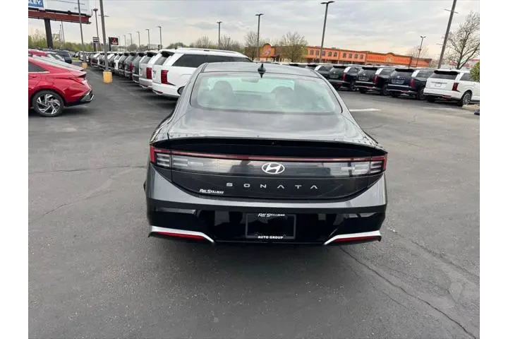 $24990 : Hyundai SONATA 2025 SEL 4dr image 6