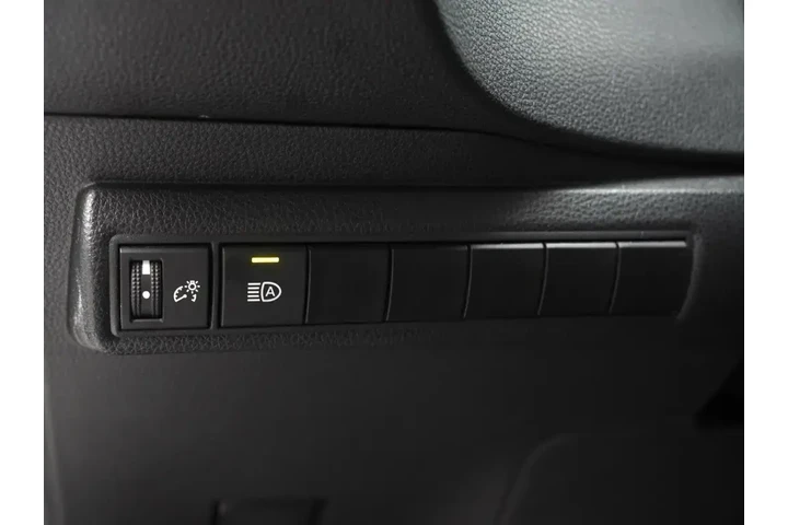 $18540 : Toyota Corolla 2024 LE 4dr S image 9