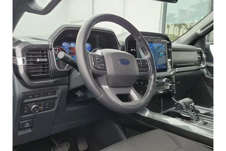 $34990 : Ford F-150 2022 4x4 XLT 4dr image 9