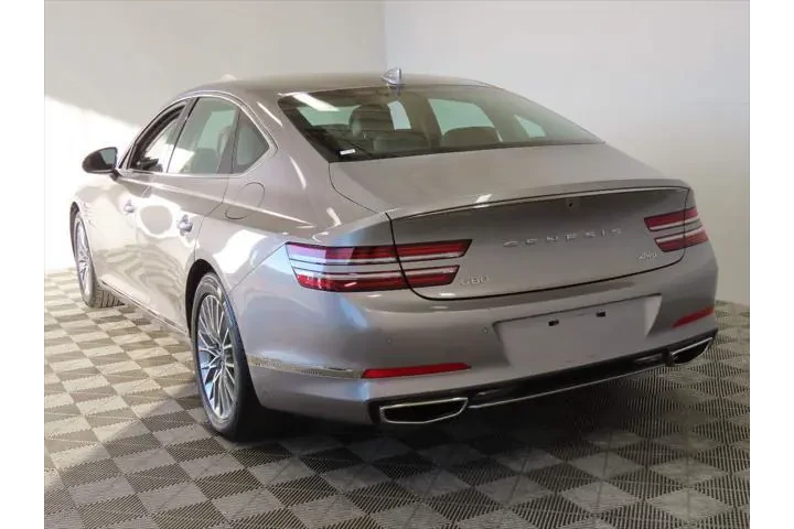 $32999 : Genesis G80 2024 AWD 2.5T 4d image 3