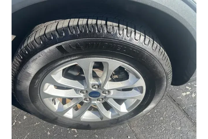 $15485 : Ford Escape 2020 AWD SE 4dr image 9