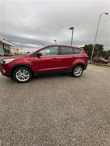 Ford Escape 2019 image 7