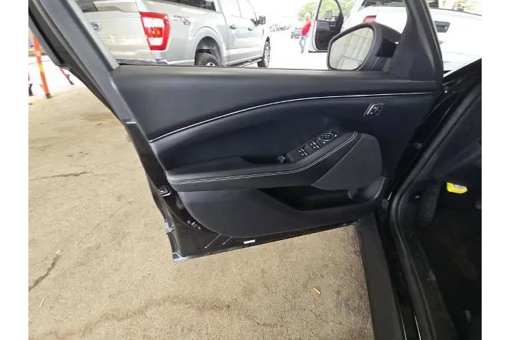 $24999 : Ford Mustang Mach-E 2022 Cal image 9