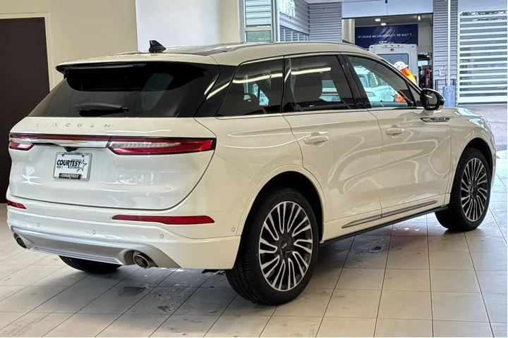 $30995 : Lincoln Corsair 2022 AWD Res image 4