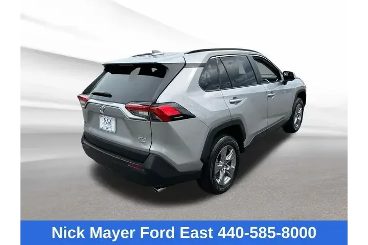 $33995 : Toyota RAV4 2025 AWD XLE 4dr image 7