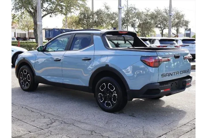 $23495 : Hyundai SANTA CRUZ 2024 SEL image 9