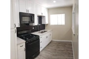 $850 : Spacious Cozy Studio Available thumbnail