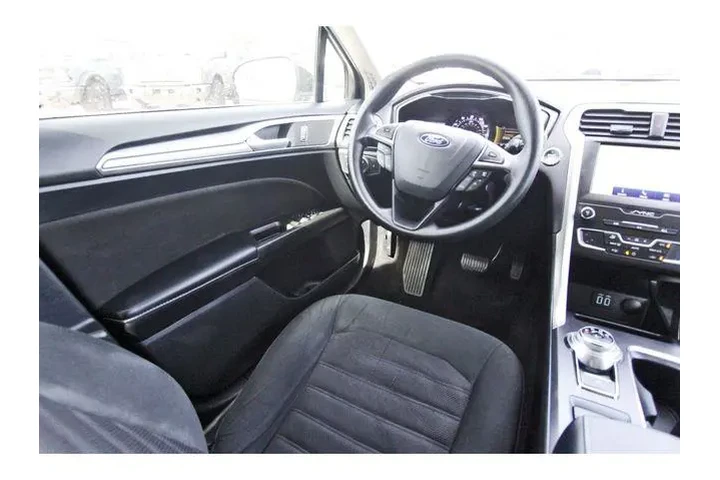 $14090 : Ford Fusion 2020 SE 4dr Seda image 7