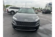 $25990 : Hyundai KONA 2023 AWD SEL 4d thumbnail