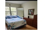 $950 : Rento habitacion  para dama thumbnail