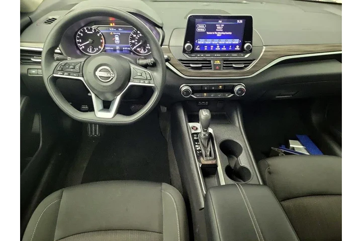 $20998 : Nissan Altima 2025 2.5 SV 4d image 9