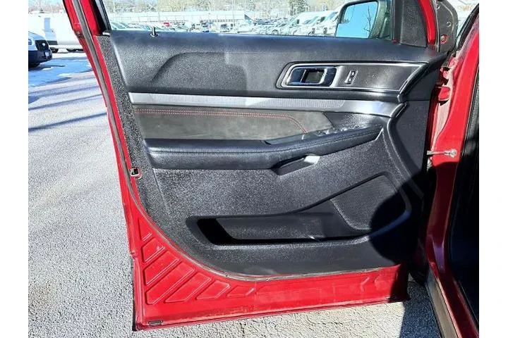 $15495 : Ford Explorer 2018 AWD XLT 4 image 10