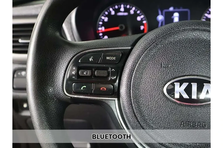 $8999 : Kia Optima 2017 LX 4dr Sedan image 4