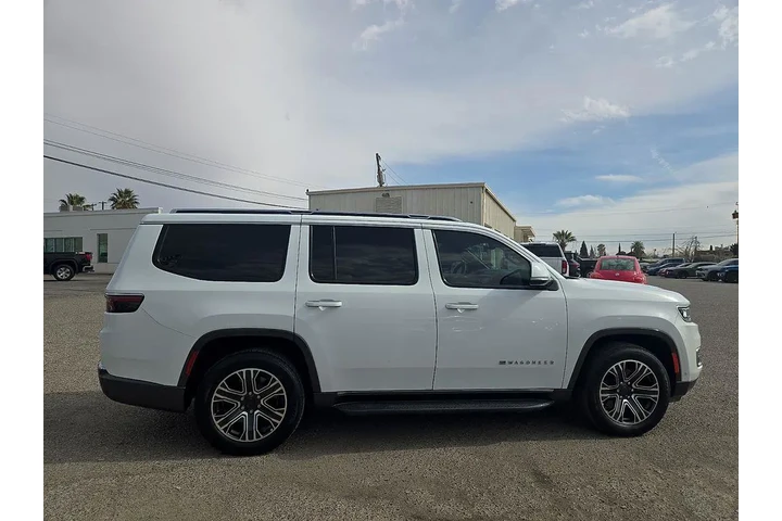 $38982 : Jeep Wagoneer 2022 4x4 Serie image 2