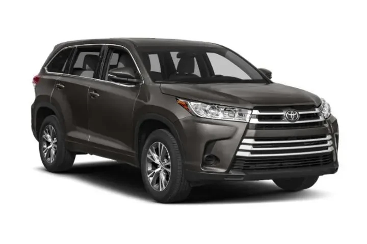 $13981 : Toyota Highlander 2019 LE 4d image 6