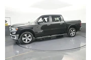 $33000 : Ram 1500 2020 4x2 Laramie 4d thumbnail