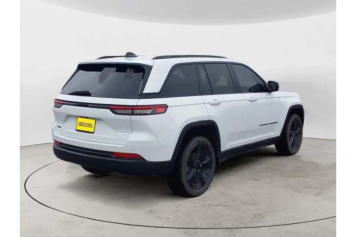 $34288 : Jeep Grand Cherokee 2023 4x4 image 5