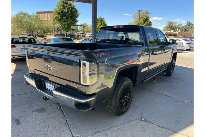 2018 Silverado 1500 LT Crew C image 5