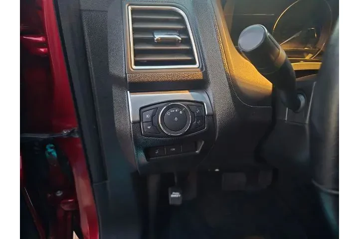 $18800 : Ford Explorer 2017 AWD Sport image 10