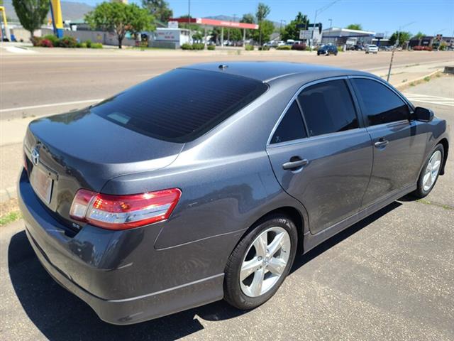 $9999 : 2011 Camry SE Sedan image 7