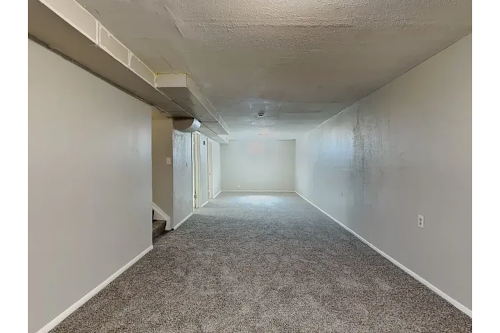 $1505 : Single Family Home Ready image 4