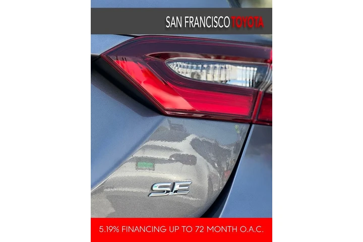 $25990 : Gold Certified 2022 Camry SE image 10
