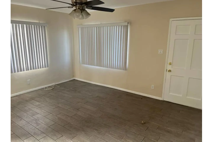 $2800 : Original Hardwood floor image 2