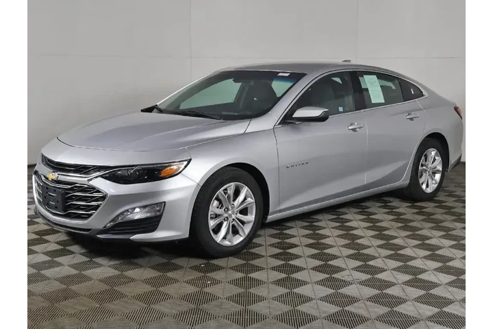 $15493 : Chevrolet Malibu 2022 LT 4dr image 5