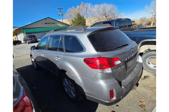 $5295 : 2010 Outback 2.5i Premium image 5