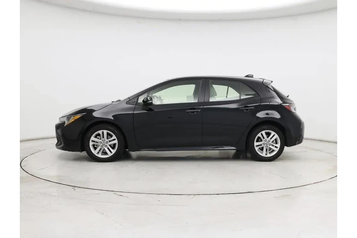 $23998 : Toyota Corolla Hatchback 202 image 3