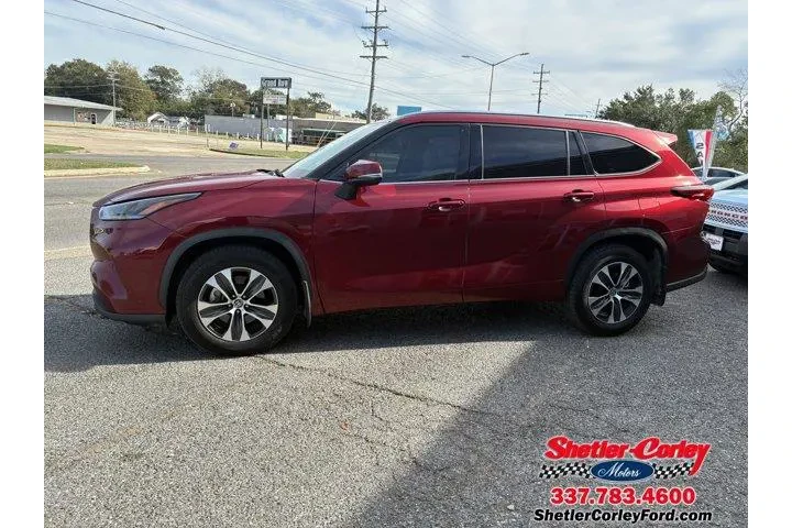 $26990 : Toyota Highlander 2021 XLE 4 image 6