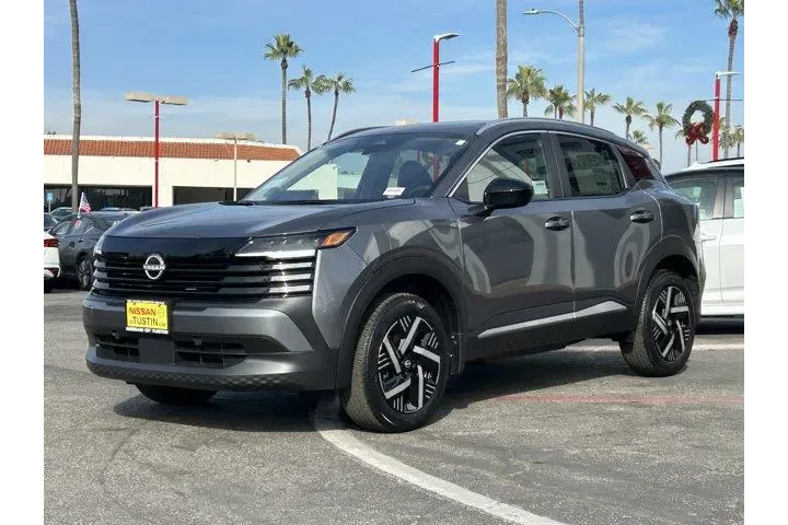 $27445 : Nissan Kicks 2026 SV 4dr Cro image 1