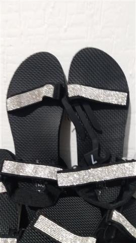 $70 : Sandalias Tallas 6,9,10, image 9