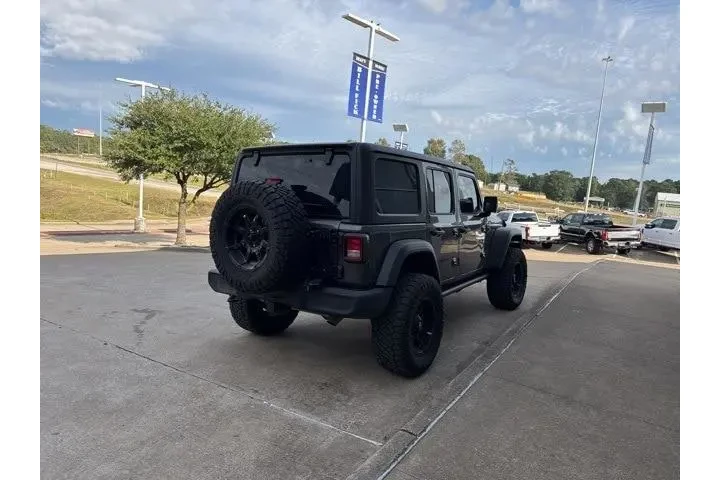 $32988 : Jeep Wrangler Unlimited 2022 image 7