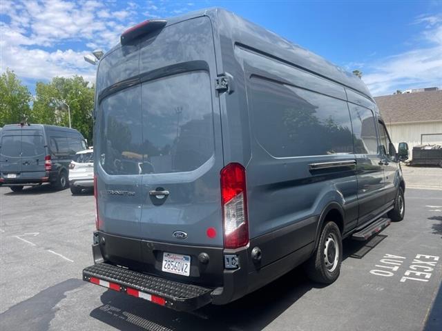 $29950 : 2019 Transit 250 Cargo van 25 image 7