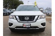 $17777 : Nissan Pathfinder 2019 4x4 S thumbnail