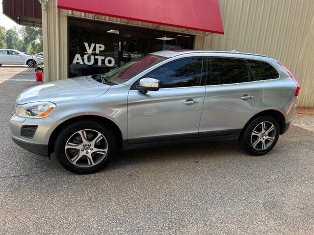 $8999 : 2011 XC60 T6 image 8