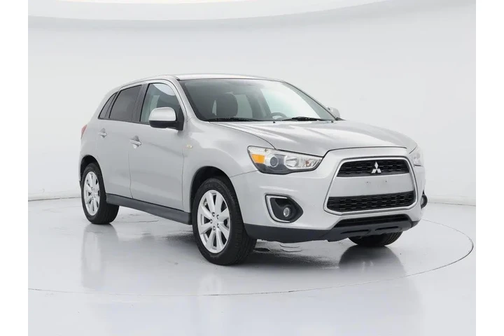 $13599 : Mitsubishi Outlander Sport 2 image 1