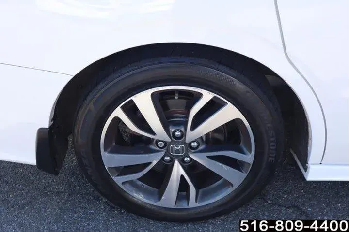 $35447 : Honda Odyssey 2023 Touring 4 image 9