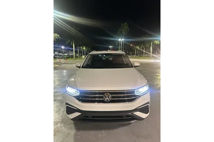 $20500 : Volkswagen Tiguan 2022 SE 4d image 2